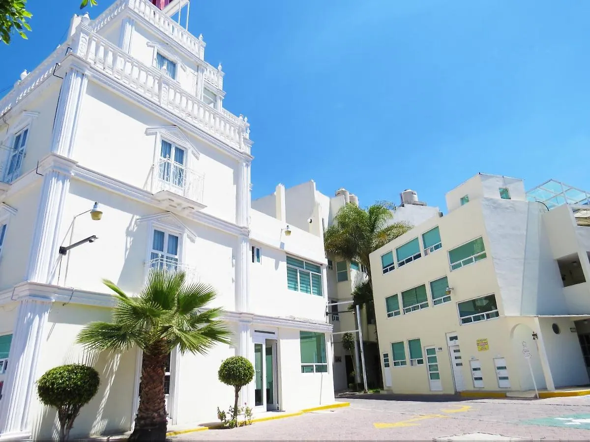Hotel Royal Puebla 3*,